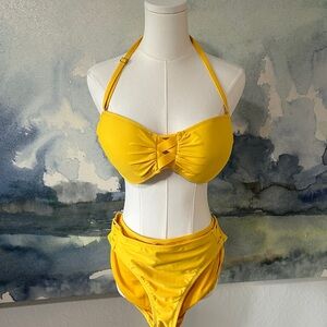 Bleu Rod Beattie Basket Weave Bandeux Yellow Women's Halter Bikini Set